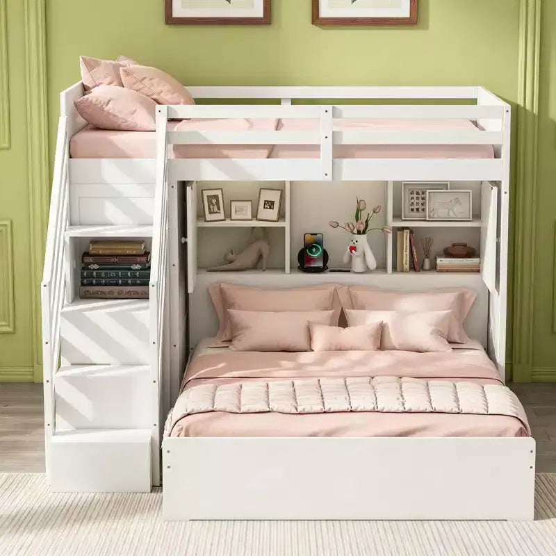 Lit simple en hauteur, lit double en bas