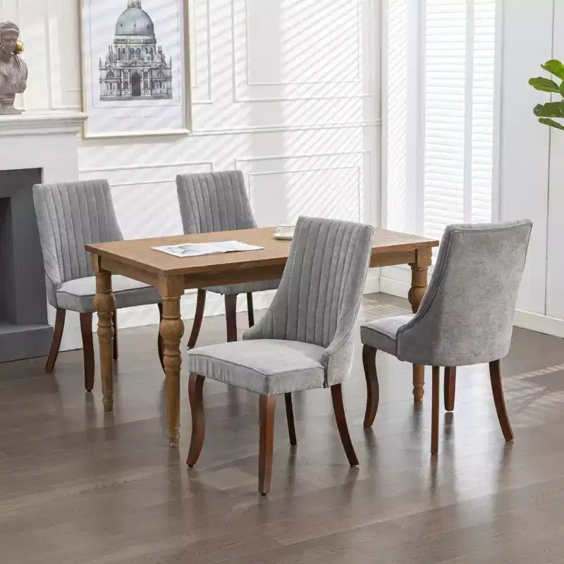Chaise de salle à manger en bois avec coussin en velours