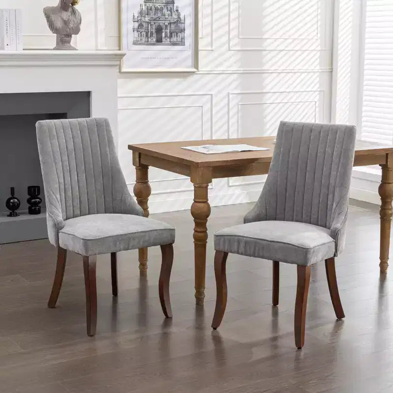 Chaise de salle à manger en bois avec coussin en velours