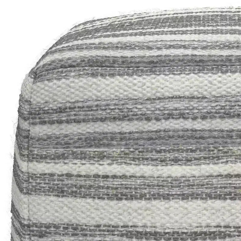 Coussin carré tissé