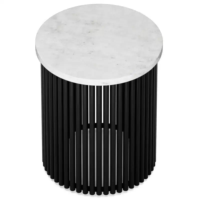 Table d'appoint en métal Carl